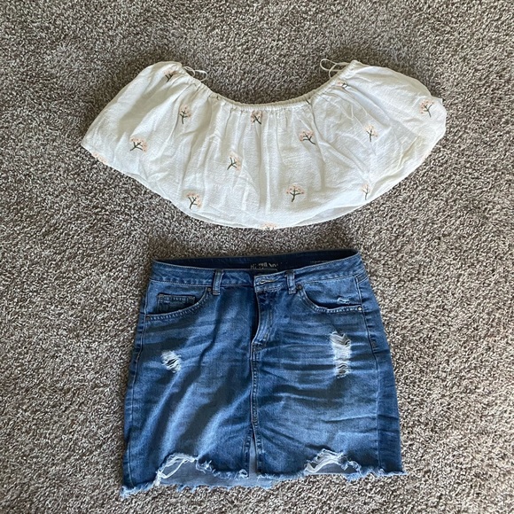 Top - Picture 1 of 1